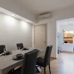 - Parione House