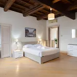 - Parione House Roma