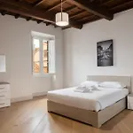 - Parione House * Roma