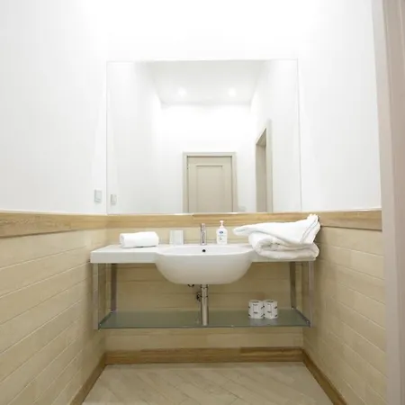 - Parione House * Rome