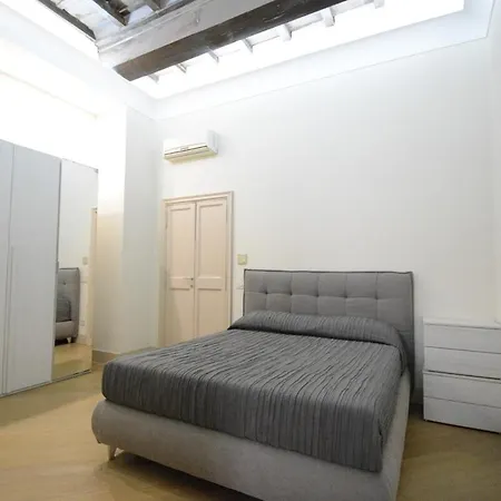 - Parione House Apartment *