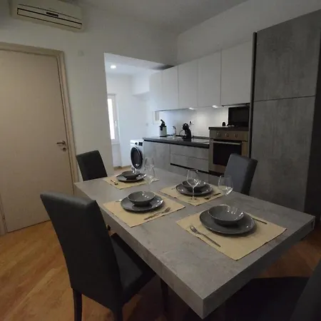 - Parione House Appartement