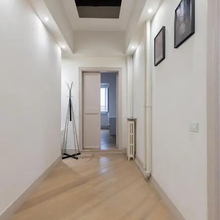 - Parione House * Roma