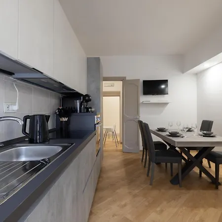 - Parione House Apartamento Roma