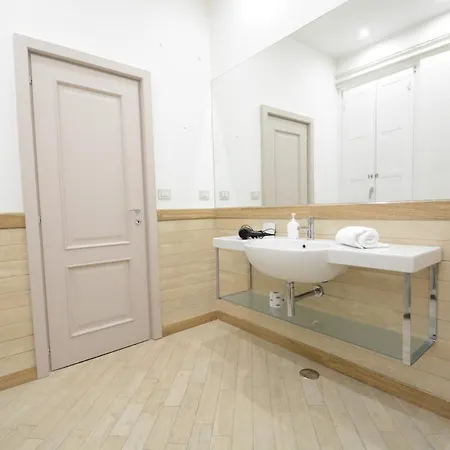 Апартаменты - Parione House